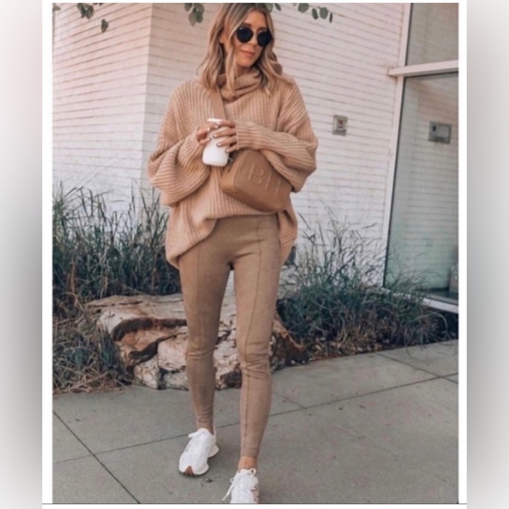 SPANX - Faux Camel Suede Legging